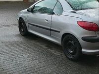Gebraucht Peugeot 206 CC 138 PS (101 kW) 2001 Silber Cabrio