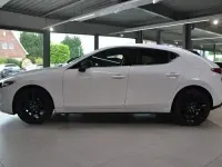 Neu Mazda 3 Homura-Line 140 PS (102 kW) 2026 Weiss Limousine