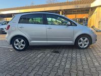 Gebraucht VW Golf VI Team 105 PS (77 kW) 2011 Silber Kleinwagen