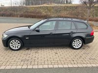 gebraucht BMW 318 d Touring Xenon / Panoramadach / Teilleder