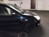 gebraucht Ford Fiesta 1.3