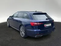 Gebraucht Audi A4 S-Line 150 PS (110 kW) 2023 Navarrablau metallic Kombi