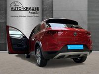 Gebraucht VW T-Roc Move 150 PS (110 kW) 2023 Andere farbe SUV