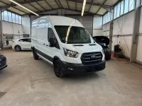 Używany Ford Transit 131 KM (96 kW) 2024 Biały Sedan/Limuzyna