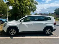 Gebraucht Chevrolet Orlando 150 PS (110 kW) 2012 Weiß Van / Kleinbus
