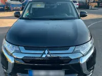 Używany Mitsubishi Outlander 224 KM (164 kW) 2021 Czarny SUV