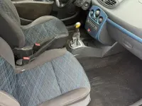 Gebraucht Renault Clio II Dynamique 101 PS (74 kW) 2009 Silber Limousine