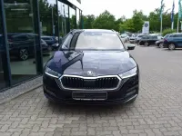 Gebraucht Skoda Octavia Clever 150 PS (110 kW) 2023 Blackmagic perleffekt Kombi