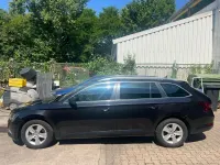 Gebraucht Skoda Superb Style 190 PS (139 kW) 2018 Schwarz Kombi