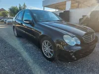 Gebraucht Mercedes C220 Classic 150 PS (110 kW) 2005 Schwarz Limousine