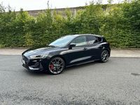 Gebraucht Ford Focus ST 280 PS (205 kW) 2022 Schwarz Limousine