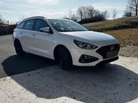 Gebraucht Hyundai i30 120 PS (88 kW) 2022 Weiß Kombi