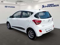 gebraucht Hyundai i10 1.2 Benzin Style mit Allwetterreifen