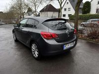 Gebraucht Opel Astra Selection 75 PS (55 kW) 2012 Limousine