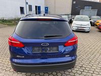 Gebraucht Ford Focus Business Edition 125 PS (91 kW) 2016 Blau Kombi