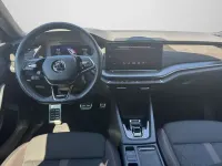 Gebraucht Skoda Octavia RS 200 PS (147 kW) 2024 Moonweiß perleffekt Kombi