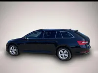Gebraucht Skoda Superb 150 PS (110 kW) 2024 Manufacturer Kombi