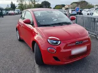 Gebraucht Fiat 500e 86 kW (118 PS) 2024 Rot Kleinwagen
