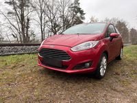 Gebraucht Ford Fiesta 95 PS (69 kW) 2016 Rot Kleinwagen