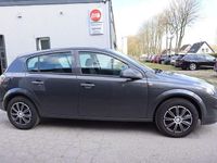 Gebraucht Opel Astra Selection 90 PS (66 kW) 2009 Karbongrau Kleinwagen