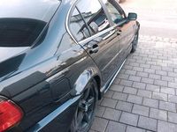 Gebraucht BMW 320 170 PS (125 kW) 2004 Schwarz Limousine