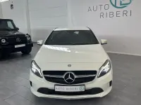 Gebraucht Mercedes A250 211 PS (155 kW) 2017 Calcitweiss/zirrusweiss Limousine