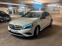 Gebraucht Mercedes A180 Style 122 PS (89 kW) 2014 Weiß Kleinwagen