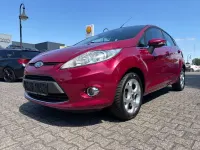 Gebraucht Ford Fiesta Ambiente 82 PS (60 kW) 2008 Rot Kleinwagen