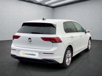 Gebraucht VW Golf VIII 131 PS (96 kW) 2023 Weiß Kleinwagen
