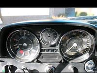 Gebraucht Mercedes 200 54 PS (39 kW) 1973 Rot Limousine