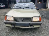 Gebraucht Opel Ascona 65 PS (47 kW) 1986 Grün Limousine
