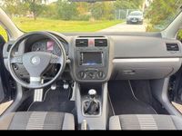 Gebraucht VW Golf V 105 PS (77 kW) 2008 Blau Kleinwagen