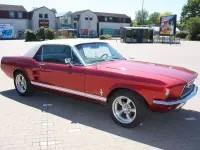 Gebraucht Ford V8 200 PS (147 kW) 1967 Rot