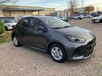 Neu Mazda 2 Center-Line 116 PS (85 kW) 2025 Grau Limousine