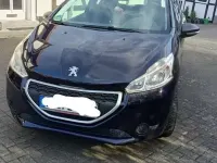 Gebraucht Peugeot 208 68 PS (50 kW) 2014 Blau Kleinwagen