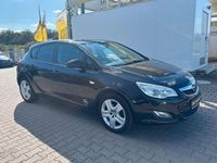 Gebraucht Opel Astra Design Edition 120 PS (88 kW) 2011 Schwarz Limousine