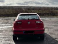 Gebraucht Seat Leon Basis 125 PS (91 kW) 2002 Rot Kleinwagen