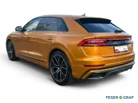 Gebraucht Audi Q8 Competition 286 PS (210 kW) 2023 Drachenorange metallic SUV