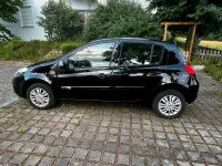 Gebraucht Renault Clio 75 PS (55 kW) 2012 Schwarz Kleinwagen