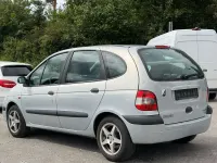 Gebraucht Renault Mégane 107 PS (78 kW) 2001 Silber Limousine