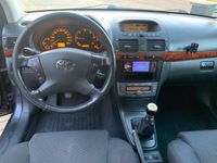 gebraucht Toyota Avensis Combi Executive 2,2-l-D-CAT Executive