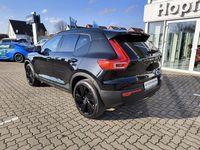 Gebraucht Volvo XC40 Plus 163 PS (119 kW) 2025 Onyx black / metallic SUV