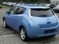 Gebraucht Nissan Leaf 80 kW (109 PS) 2012 Blau Kleinwagen