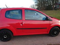 Gebraucht Renault Twingo 58 PS (42 kW) 2008 Rot Kleinwagen
