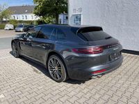 Gebraucht Porsche Panamera 4 Sport Turismo 462 PS (339 kW) 2019 Vulkangraumet. Limousine