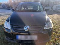 Gebraucht VW Fox 54 PS (39 kW) 2006 Schwarz Kleinwagen
