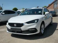 Gebraucht Seat Leon Style 150 PS (110 kW) 2022 Weiß Limousine