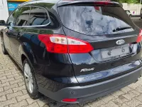 Gebraucht Ford Focus Titanium 140 PS (102 kW) 2011 Pantherschwarz metallic Kombi