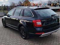 Gebraucht Skoda Octavia Scout 4x4 184 PS (135 kW) 2014 Schwarz Kleinwagen