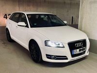 Gebraucht Audi A3 Attraction 105 PS (77 kW) 2012 Weiß Kleinwagen